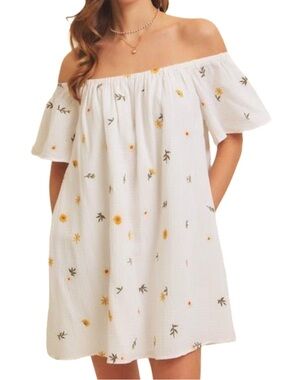 In February Flower Field Embroidered Off-the-Shoulder Dress - Size Medium